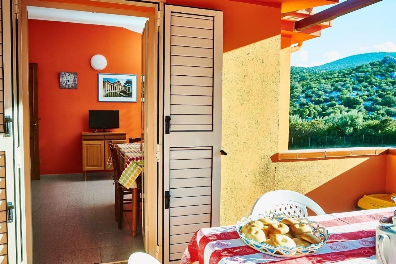 Cala Gonone, Casa I Pini Apartamento Exterior foto