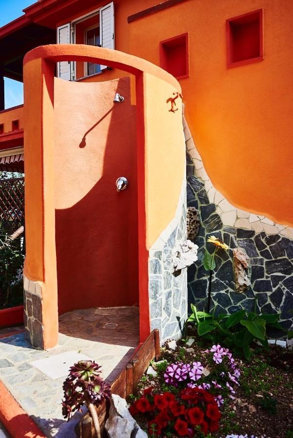 Cala Gonone, Casa I Pini Apartamento Exterior foto
